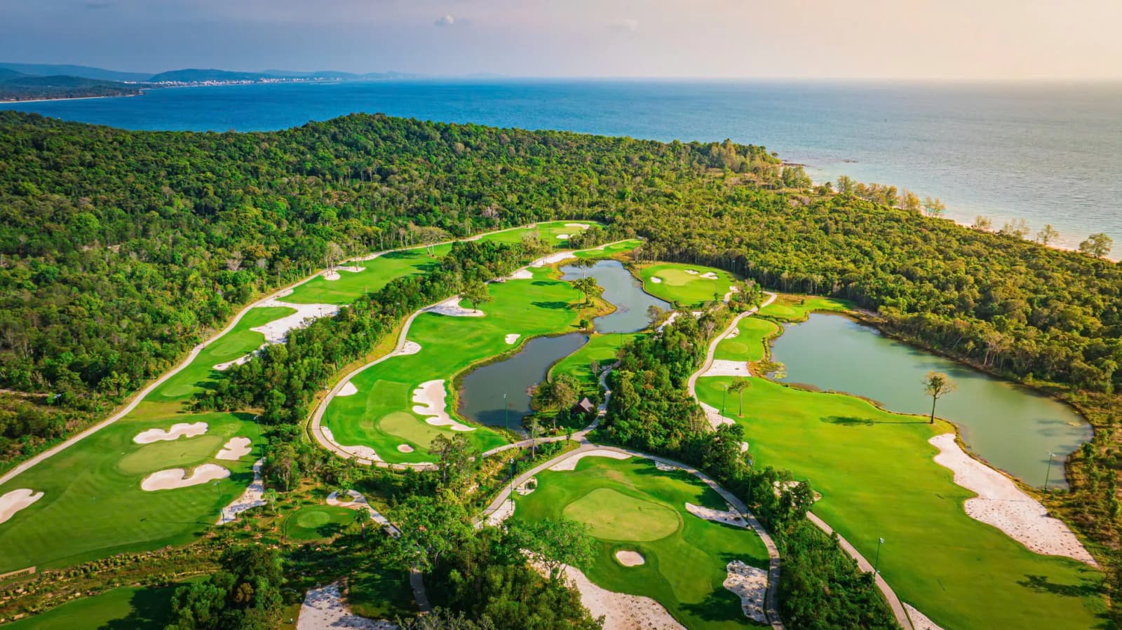 Eschuri Vung Bau Golf Course