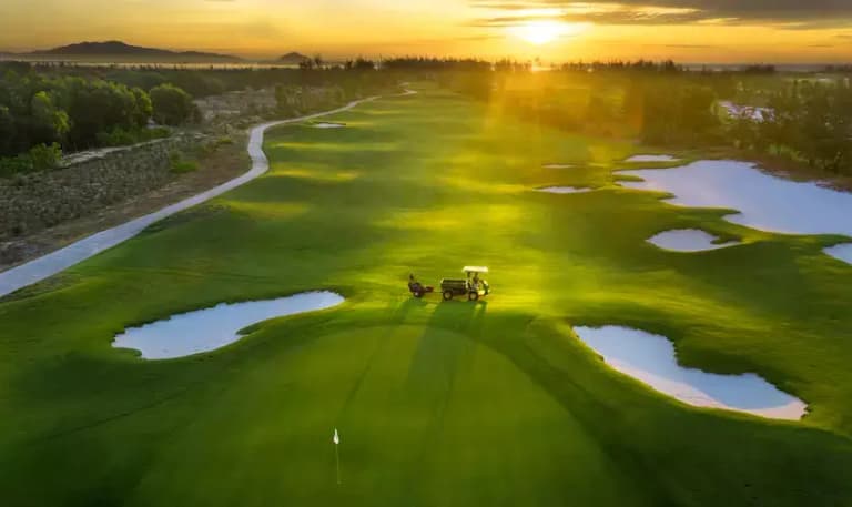 https://cms.intergolf.vn/wp-content/uploads/2025/06/4b789e12fd17dd58720769b6d46d65edff412b3d.webp